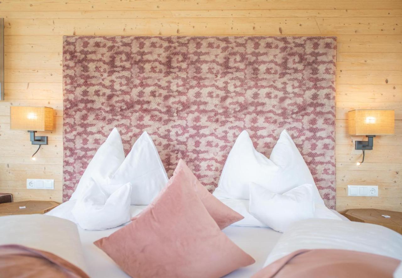 Hotel Goldknopf อัลเป ดิ ซิวซี ภายนอก รูปภาพ